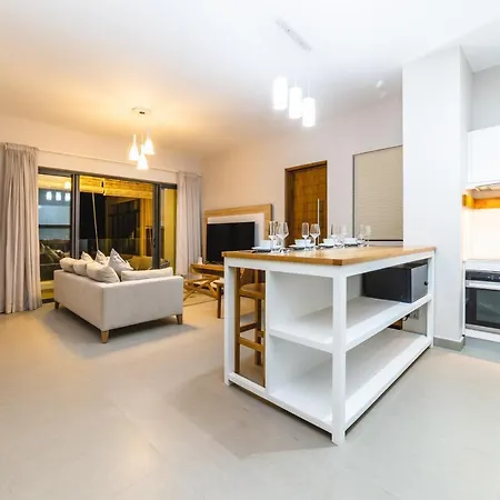 One Bay Residence Unit 15 - Penthouse With Private Roof Top, Jacuzzi And Sea View Grand Baie Exterior foto