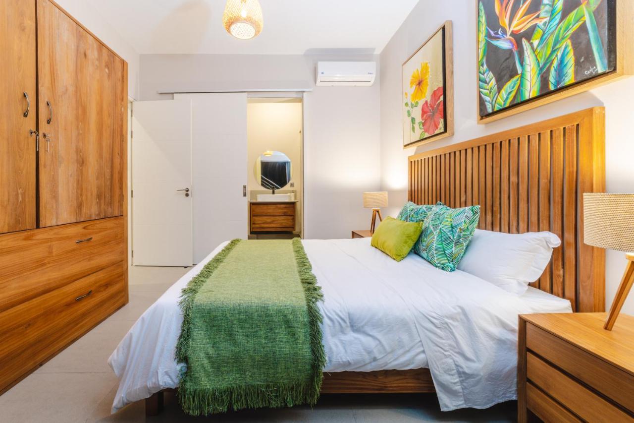 One Bay Unit 15 - Penthouse With Private Roof Top, Jacuzzi And Sea View *