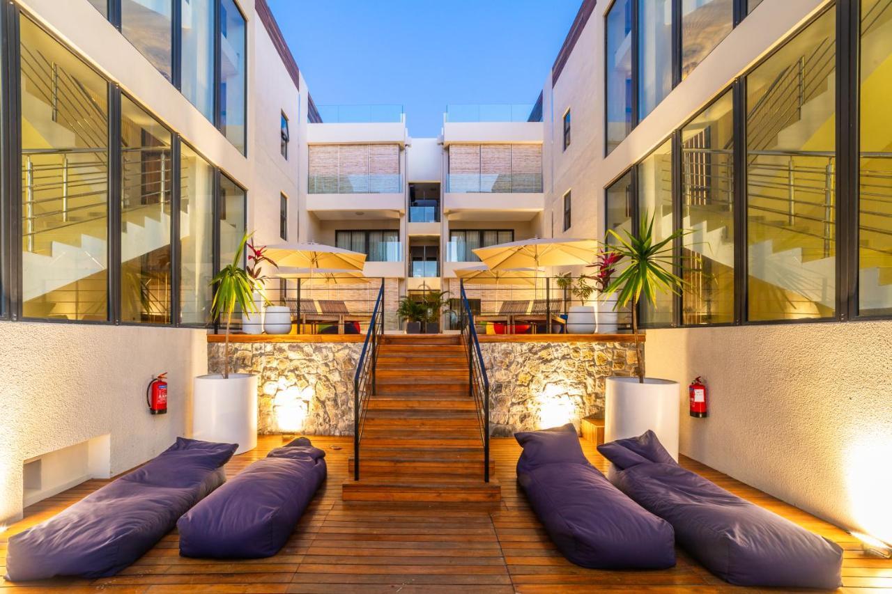 One Bay Unit 15 - Penthouse With Private Roof Top, Jacuzzi And Sea View *